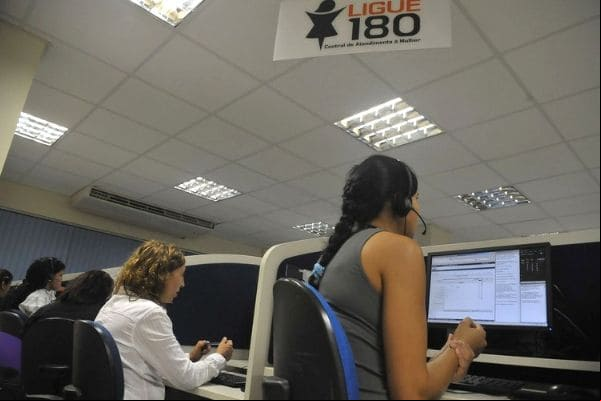 Equipes do Disque 100 e Ligue 180 serão treinadas pela ABP