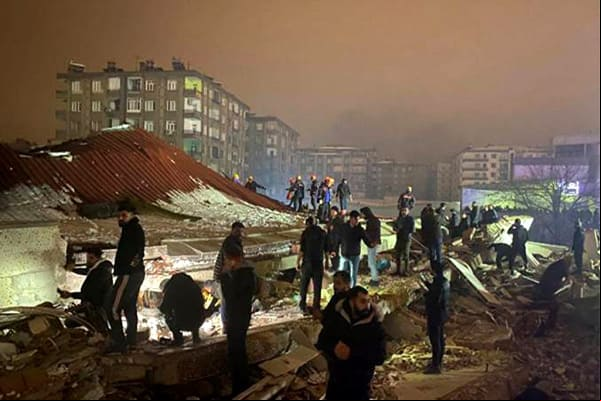 Itamaraty oferece ajuda à Turquia e à Síria atingidas por terremotos 