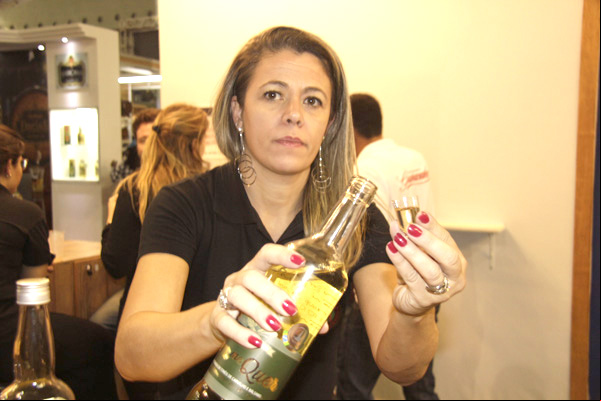 Expocachaça movimenta o mercado