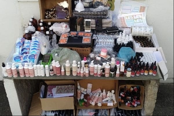 Grupo que fraudava cosméticos é preso em Contagem