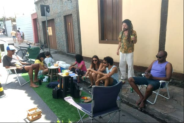 Por calçadas transitáveis em Contagem