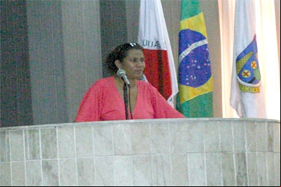 Projeto de lei gera polêmica e é retirado de pauta