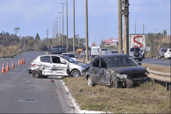 PRF registra 764 acidentes em rodovias federais durante o feriadão