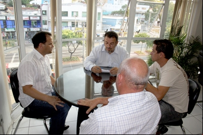 George Hilton é sabatinado pelos empresários de Contagem