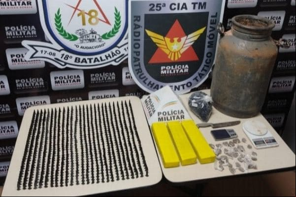 Procura por veículo roubado termina em apreensão de tonel com drogas