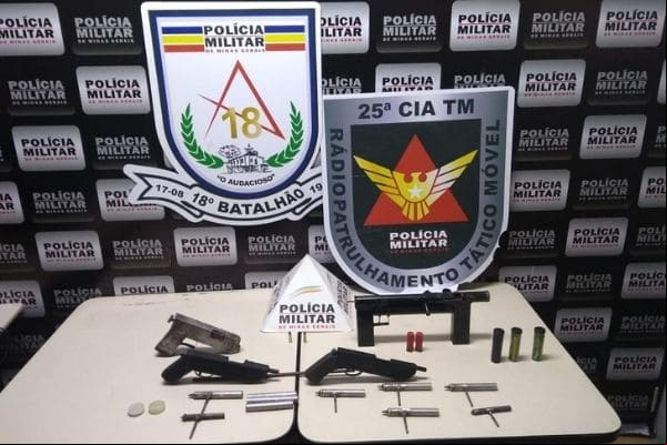 Tentativa de fuga termina em prisão e armas apreendidas