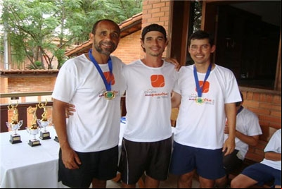 Campeonato de tênis revela talentos