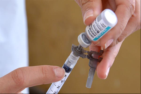 Prazo para dose de reforço é alterada para quatro meses em Contagem