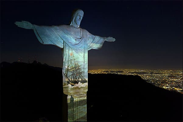 Cristo Redentor ganha projeções no Dia Mundial da Água