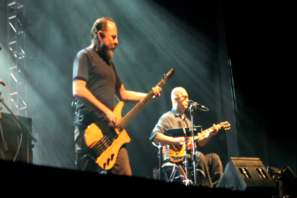 Paralamas do Sucesso agitam BH 