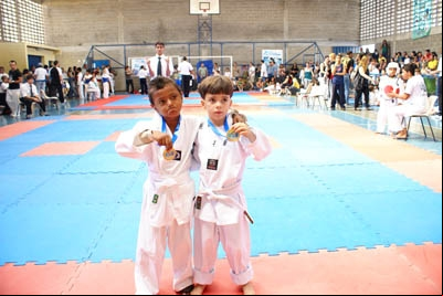 Pequenos atletas assumem o tatame