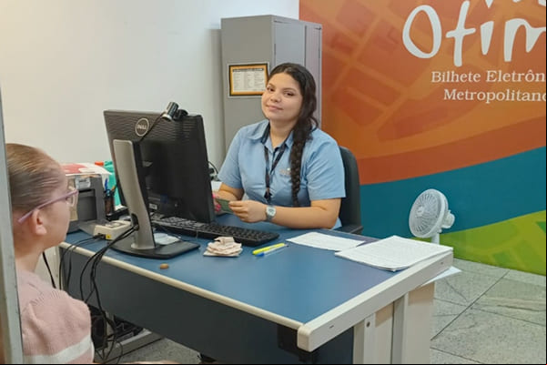 e Estudantil são entregues aos estudantes de Contagem
