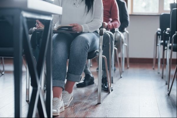 Contagem autoriza retorno das aulas presenciais do ensino superior e técnico