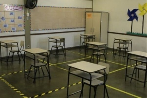 Trabalhadores da educação estadual fazem greve a partir dessa segunda-feira (02)