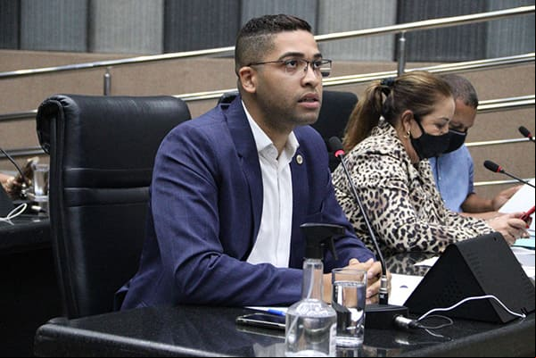 Idoso acusa vereador de Contagem de agressão após acidente de trânsito