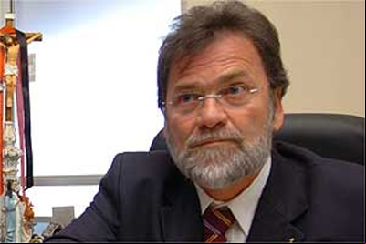 Durval Ângelo diz que vai continuar as obras de Marília Campos
