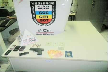 Jovens são presos com arma, droga e vasta munição no Novo Eldorado