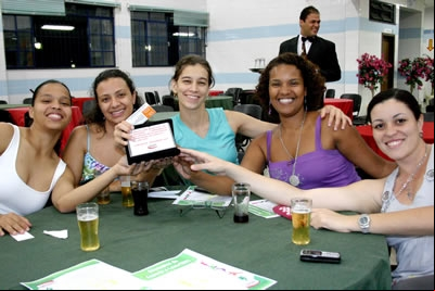 Atletas de Contagem são homenageados.
