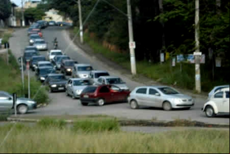 Via Expressa irrita os motoristas todos os dias