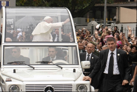 Papa Francisco inicia peregrinação à Terra Santa em maio