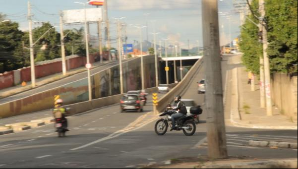 Desrespeito às leis de trânsito em Contagem