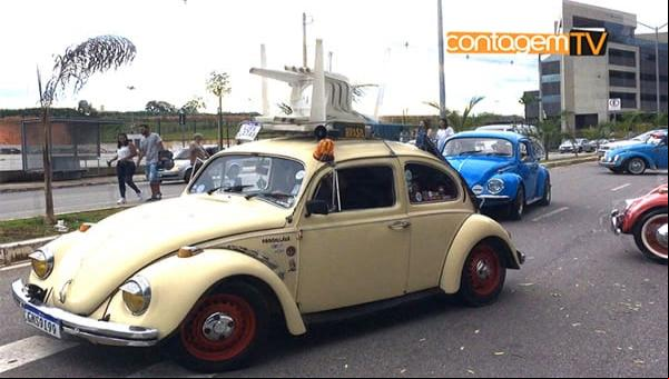 Encontro de carros antigos em Contagem, comemora Dia Municipal do Fusca
